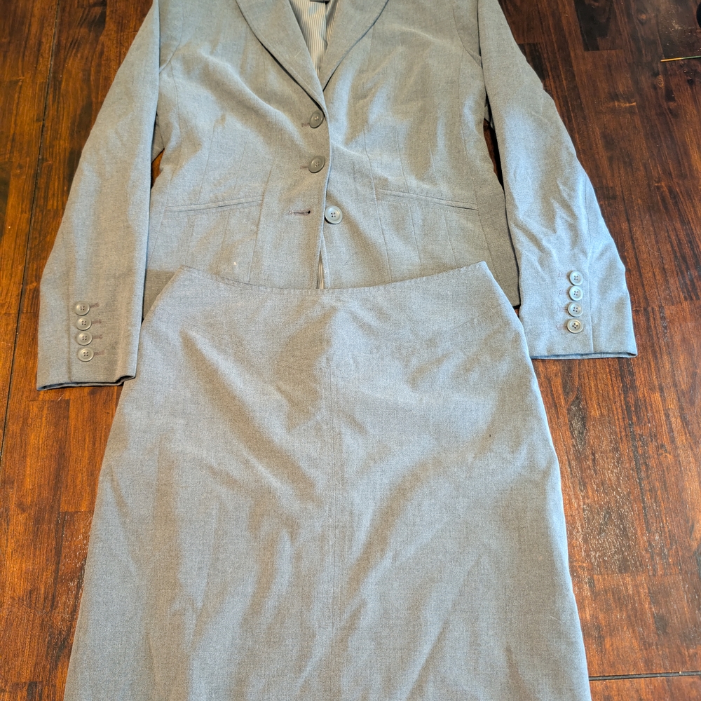 Women's Gray Blazer and Skirt Set